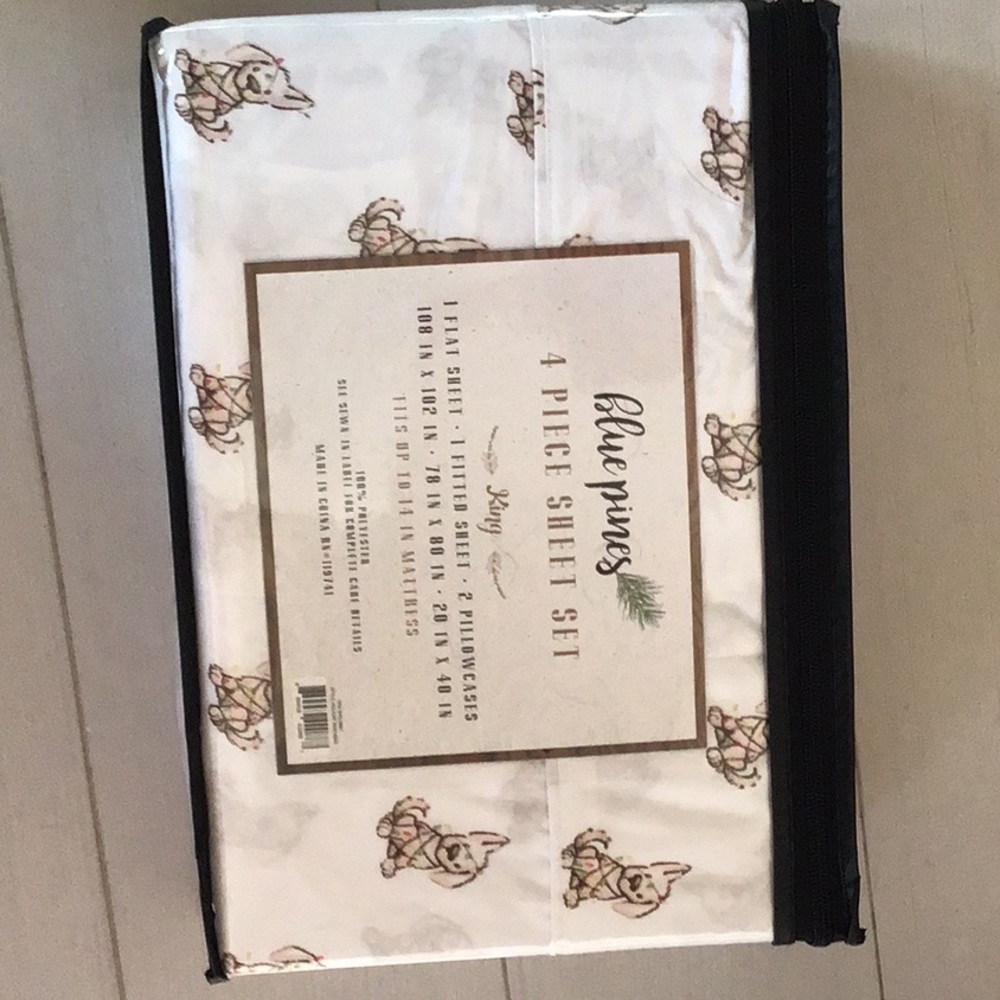 King sheet set, Christmas